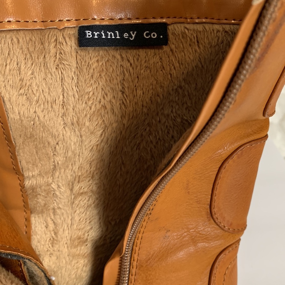 Brinley Co. Boots Size 10 - Picture 5 of 7